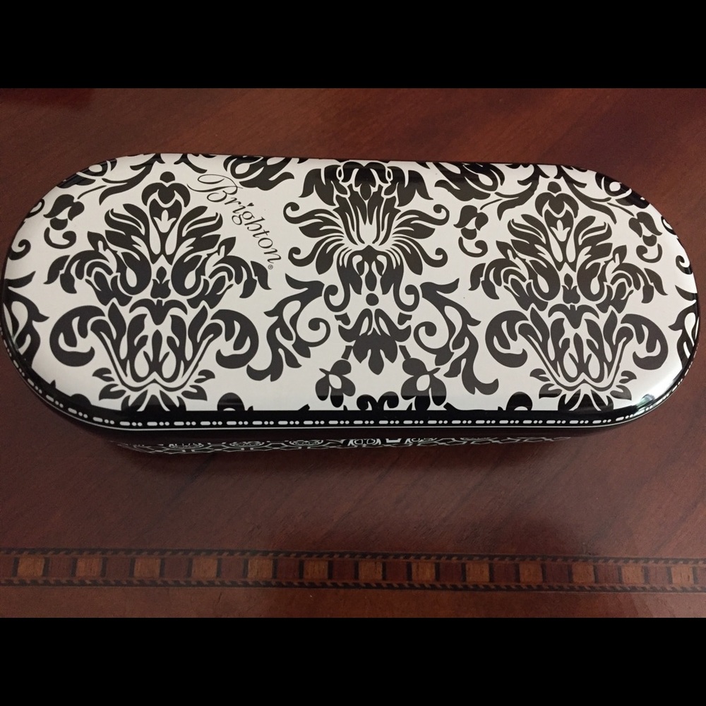 Eyeglass case